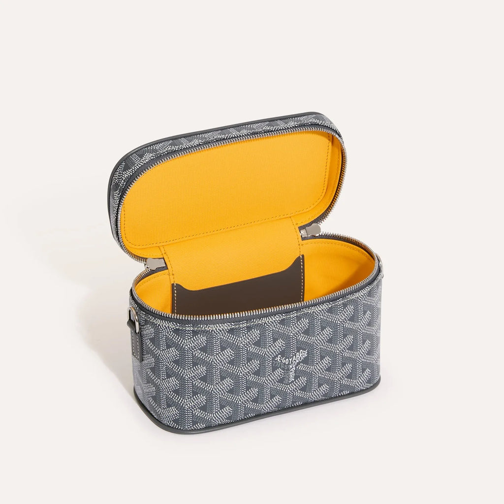 GOYARD MINI MUSE VANITY