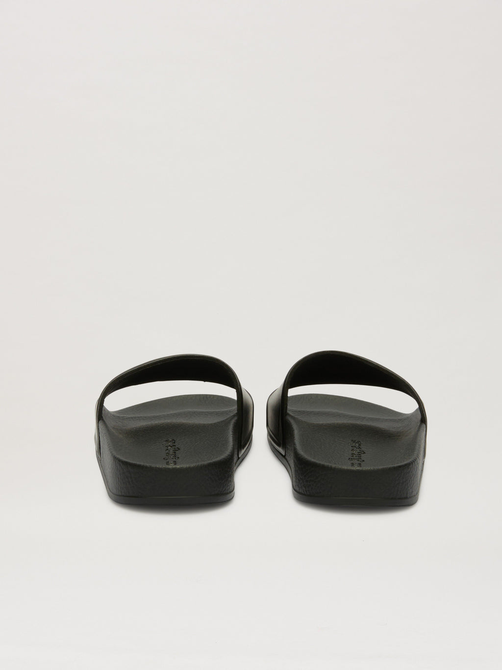 Athena™ Palm angles slides featuring a colorful strap and cushioned sole, perfect for casual summer wear.