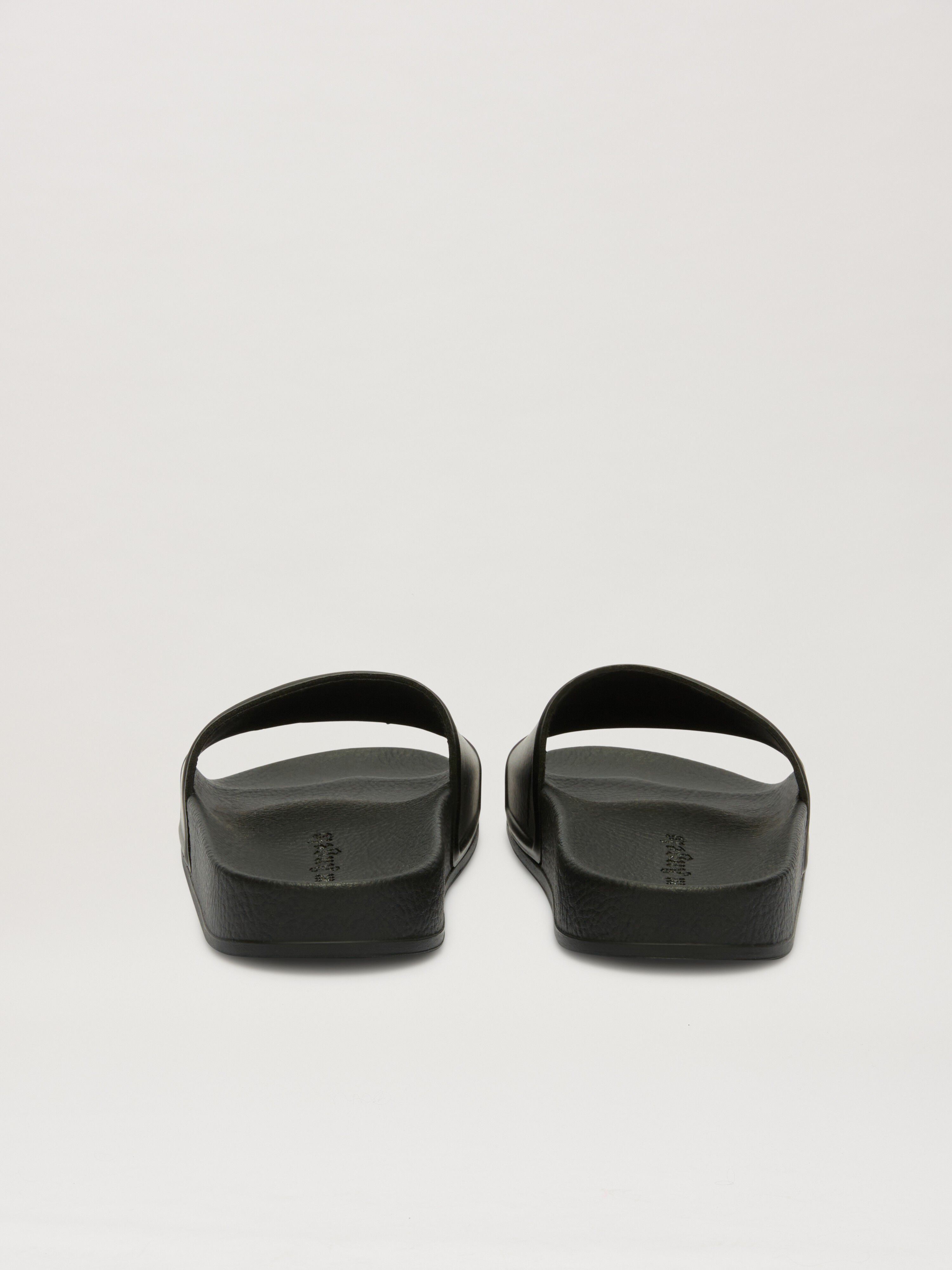 Athena™ Palm angles slides featuring a colorful strap and cushioned sole, perfect for casual summer wear.